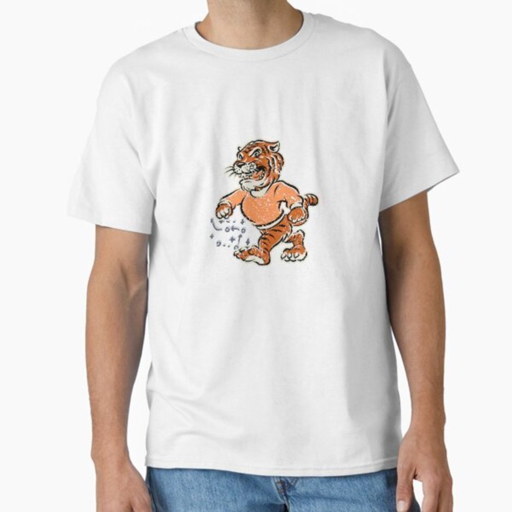 ORANGE RETRO TIGERS PLAY Classic T-Shirt